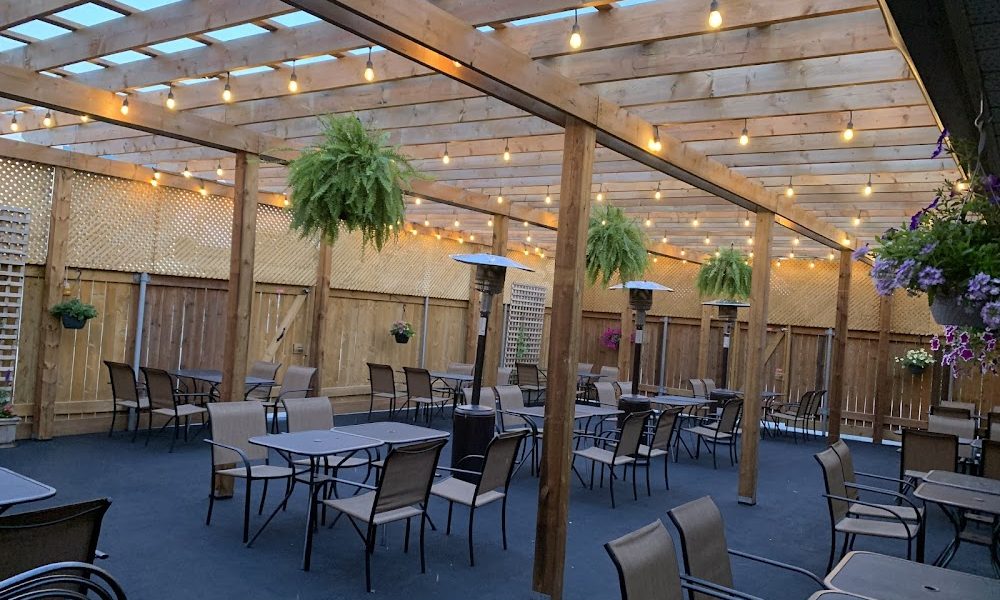 Cork & Flame Restaurant | Bar Winnipeg