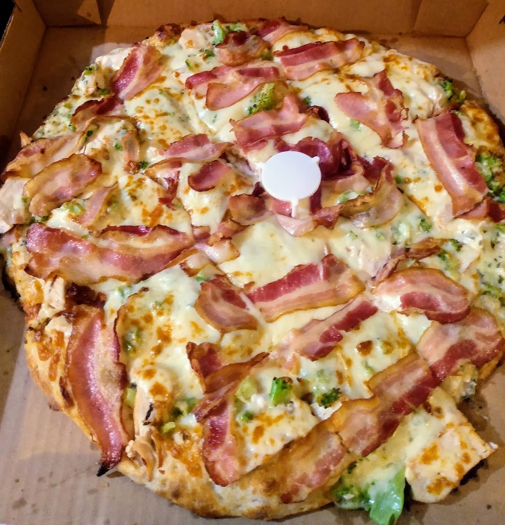 Santa Lucia Pizza Pembina